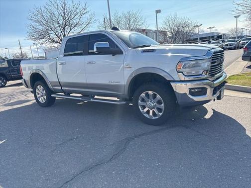 2019 RAM 2500 Laramie Crew Cab 4x4 6'4' Box