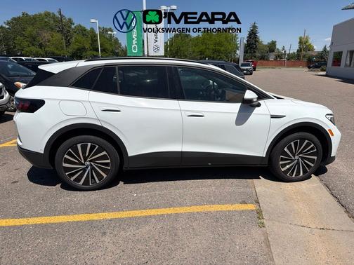 Pure White 2024 Volkswagen ID.4 Pro