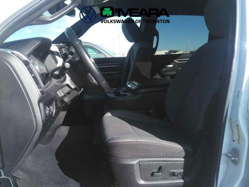 2024 RAM 3500 Big Horn Crew Cab 4x4 8' Box