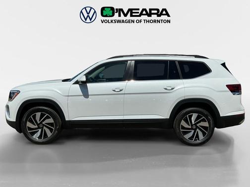 Opal White Pearl 2026 Volkswagen Atlas 2.0T SE w/Technology 4MOTION