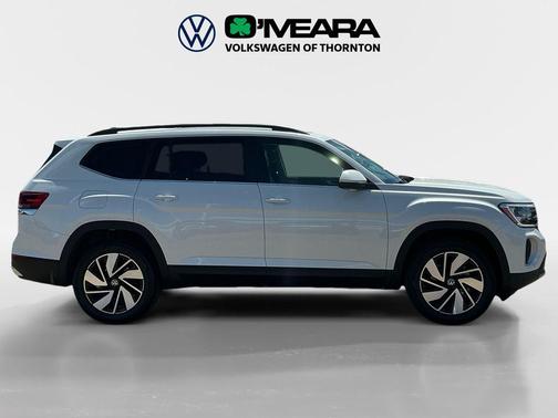 Opal White Pearl 2026 Volkswagen Atlas 2.0T SE w/Technology 4MOTION