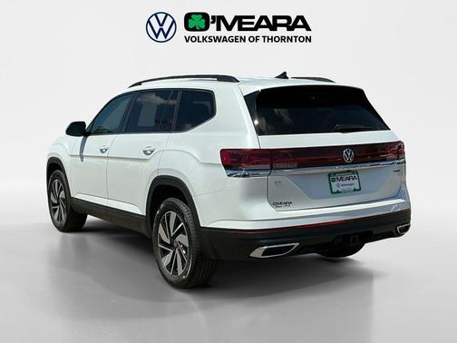 Opal White Pearl 2026 Volkswagen Atlas 2.0T SE w/Technology 4MOTION