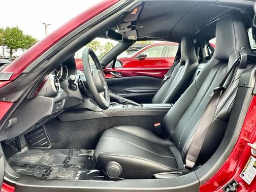 Soul Red Crystal Metallic 2026 Mazda MX-5 Miata Grand Touring