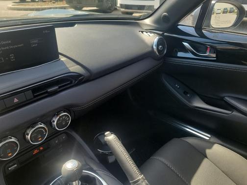 2025 Mazda MX-5 Miata RF Grand Touring
