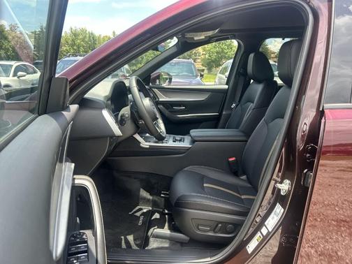 2025 Mazda CX-90 PHEV Premium Plus Package