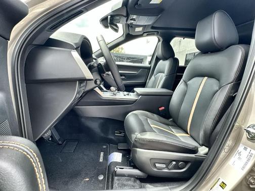 Platinum Quartz Metallic 2026 Mazda CX-90 3.3 Turbo S Premium Plus