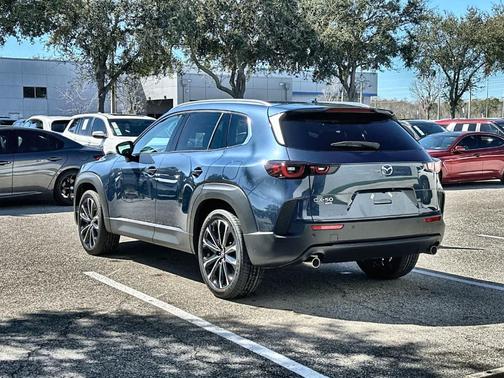 2026 Mazda CX-50 Premium