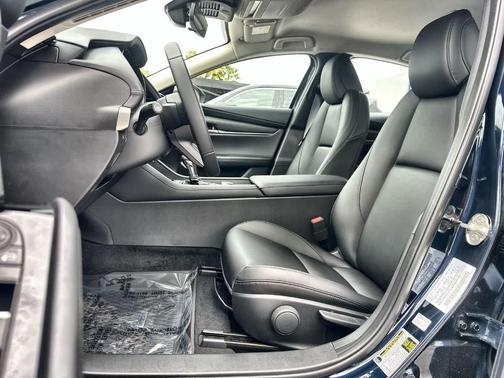 2026 Mazda Mazda3 FWD w/Select Package