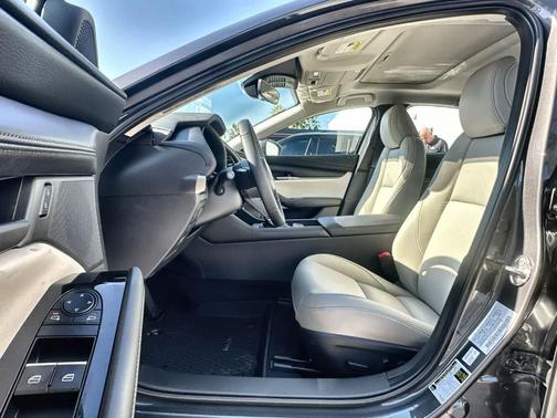 2026 Mazda Mazda3 FWD w/Preferred Package