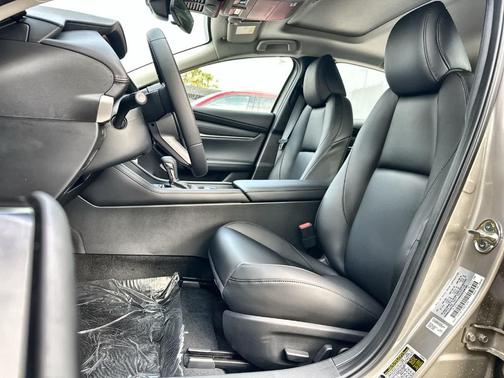 Platinum Quartz Metallic 2026 Mazda Mazda3 FWD w/Preferred Package