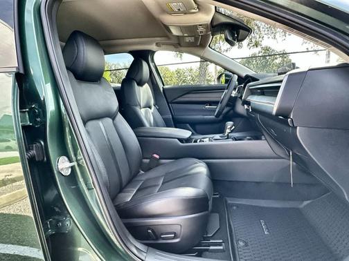 2026 Mazda CX-50 Premium