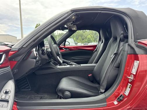 2025 Mazda MX-5 Miata Grand Touring