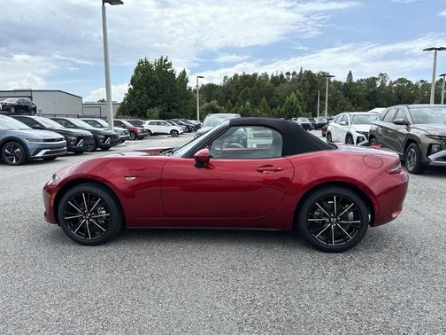 2025 Mazda MX-5 Miata Grand Touring