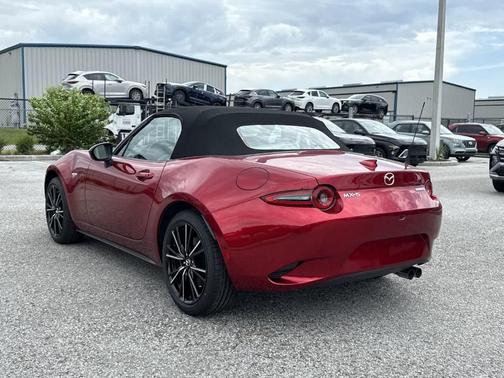 2025 Mazda MX-5 Miata Grand Touring
