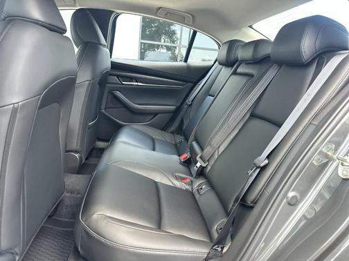 Machine Gray Metallic 2026 Mazda Mazda3 FWD w/Preferred Package