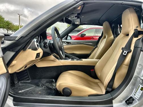 Aero Gray Metallic 2026 Mazda MX-5 Miata Grand Touring