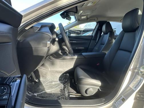 Platinum Quartz Metallic 2026 Mazda Mazda3 FWD w/Select Package