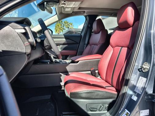 2026 Mazda CX-50 Premium