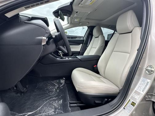 Platinum Quartz Metallic 2026 Mazda Mazda3 FWD w/Preferred Package