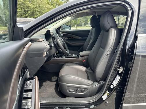 2025 Mazda CX-30 Premium Package