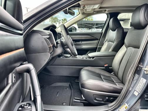 2026 Mazda CX-50 Premium