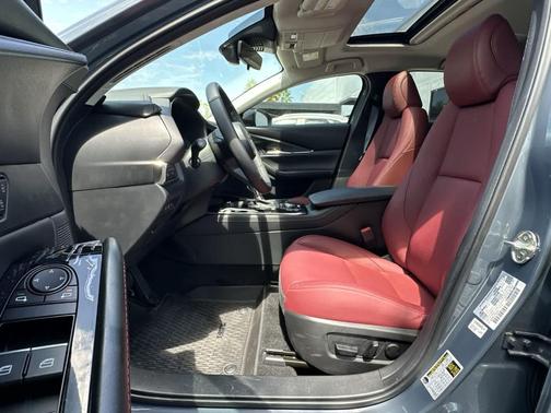 2025 Mazda CX-30 2.5 S Carbon Edition