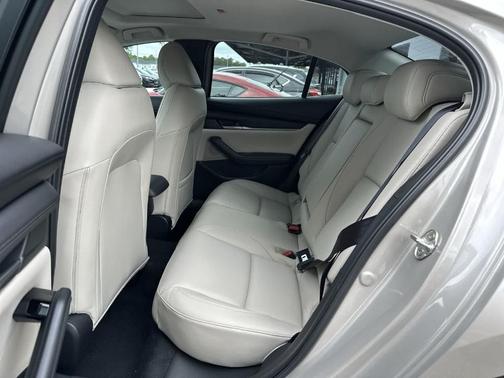 Platinum Quartz Metallic 2026 Mazda Mazda3 FWD w/Preferred Package
