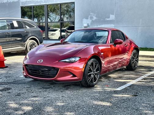 Soul Red Crystal Metallic 2026 Mazda MX-5 Miata Grand Touring