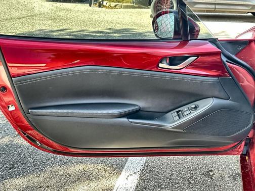Soul Red Crystal Metallic 2026 Mazda MX-5 Miata Grand Touring