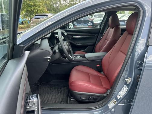2025 Mazda Mazda3 2.5 S Carbon Edition