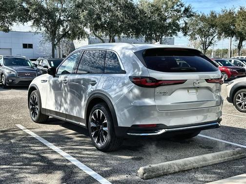 2026 Mazda CX-90 Premium Plus