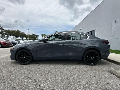 2025 Mazda Mazda3 2.5 S Carbon Edition