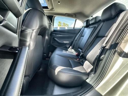 2026 Mazda Mazda3 FWD w/Preferred Package