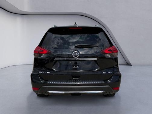 Magnetic Black 2017 Nissan Rogue SL