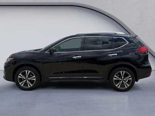 Magnetic Black 2017 Nissan Rogue SL