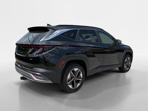 Phantom Black 2026 Hyundai TUCSON SEL Premium