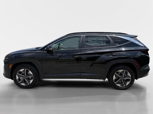 Phantom Black 2026 Hyundai TUCSON SEL Premium