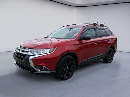 Rally Red Metallic 2018 Mitsubishi Outlander LE