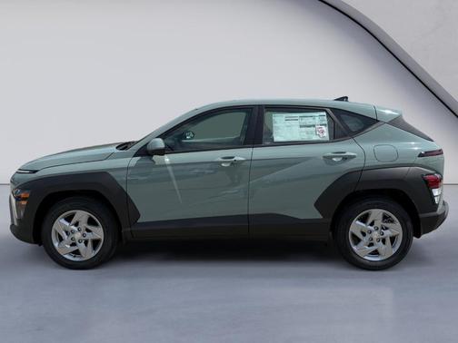 Mirage 2027 Hyundai KONA SE