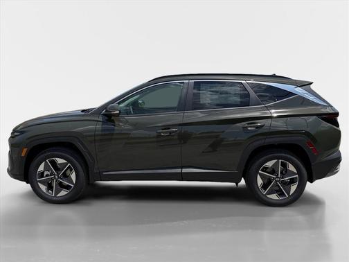 Green 2026 Hyundai TUCSON SEL Premium
