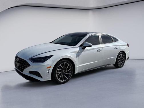 Quartz White 2022 Hyundai SONATA Limited