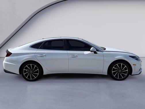 Quartz White 2022 Hyundai SONATA Limited