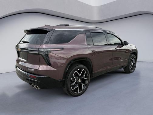 Stardust 2025 Chevrolet Traverse High Country