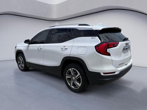White Frost Tri-Coat 2020 GMC Terrain SLT