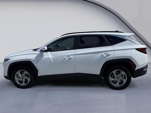 White Pearl 2024 Hyundai TUCSON SEL
