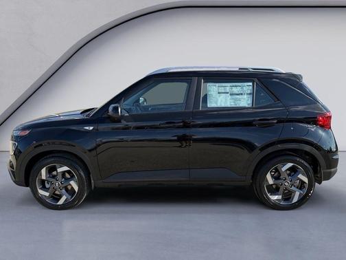 Onyx Black 2026 Hyundai VENUE SEL