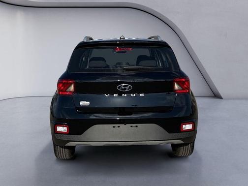 Onyx Black 2026 Hyundai VENUE SEL