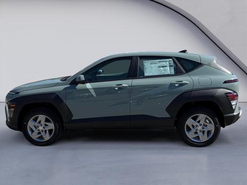 Mirage 2027 Hyundai KONA SE