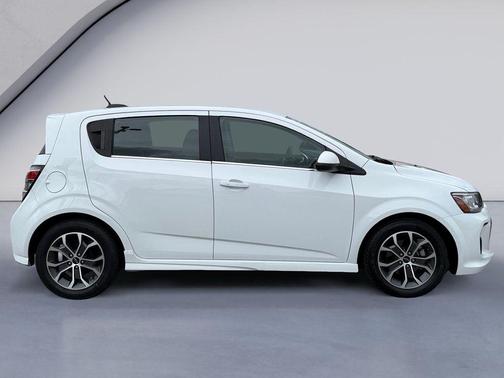 Summit White 2020 Chevrolet Sonic LT