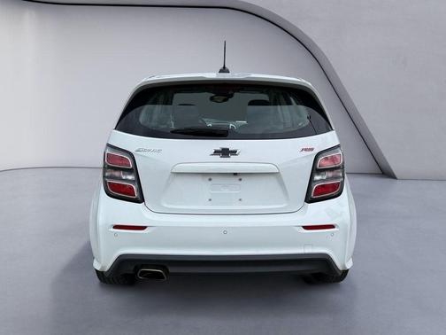 Summit White 2020 Chevrolet Sonic LT